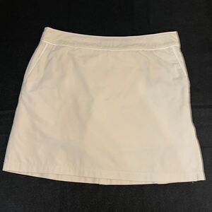 Ashworth Pleated Back Tan Skort w/ White Trim Size 8